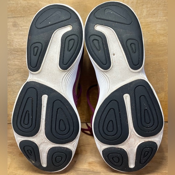 Nike Revolution 4 Womens Size 7.5 (6Y) Running Shoes Tea Berry/Metallic Gold - Picture 7 of 8